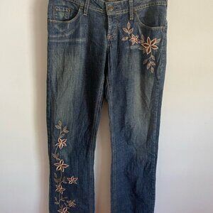 Vintage Y2K Low Rise Button Fly Embroidered Straight Leg Jeans